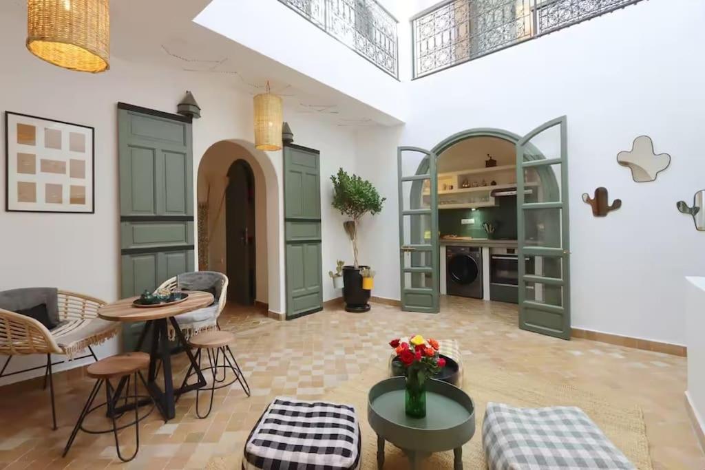 Riad Ptit Kech, Bassin Terrasse - Petits Dejeuners Marrakesh Extérieur photo